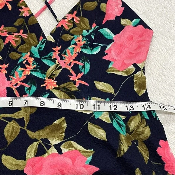 Trac Floral V-Neck A-Line Cross Back Strap Summer Dress NEW WITH TAGS - Picture 3 of 7